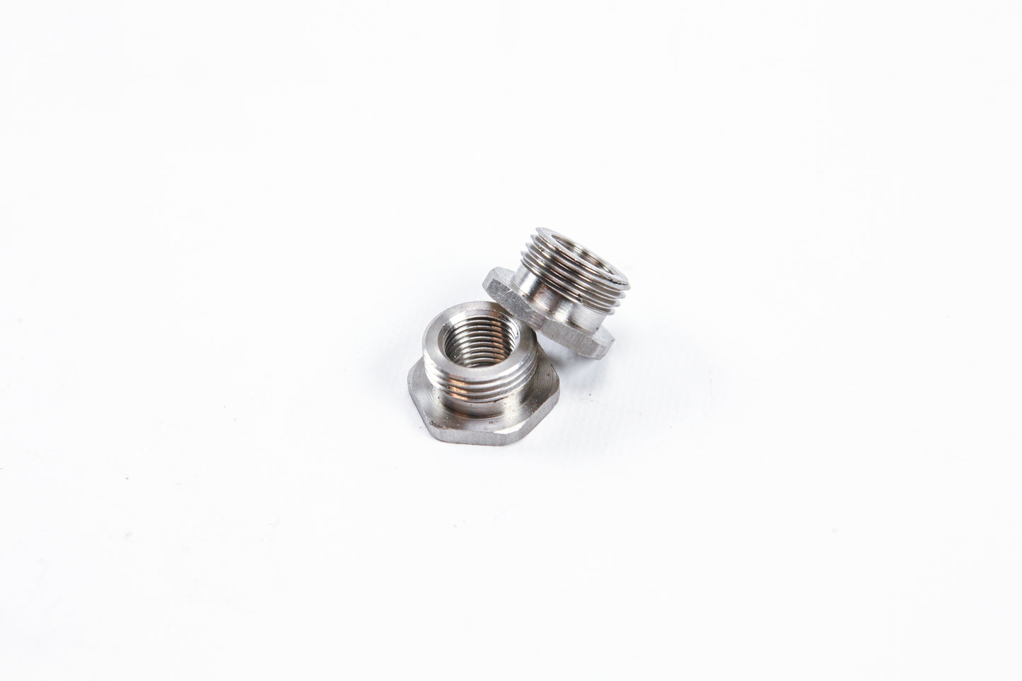 Harley Davidson Twin Cam Exhaust 18mm to 12mm Oxygen o2 Sensor Bung Adapters